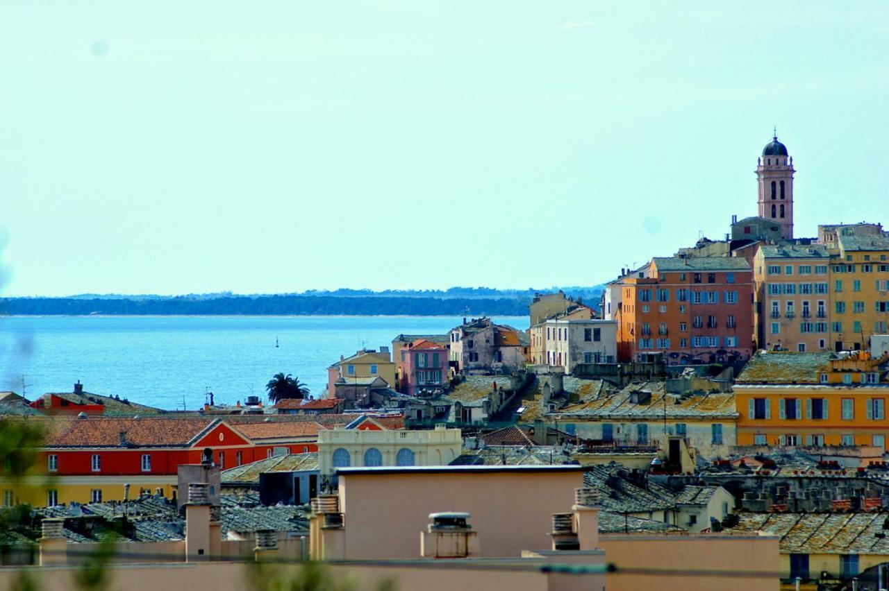 شقة Casadella - Casa Vecchia باستيا المظهر الخارجي الصورة